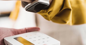 ST25R300高性能NFC读卡器产品及应用介绍