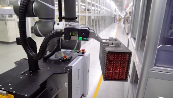 工厂里面的机器手臂