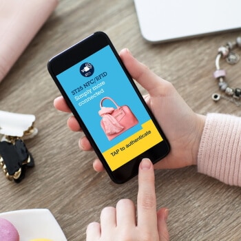 smartphone with nfc technology